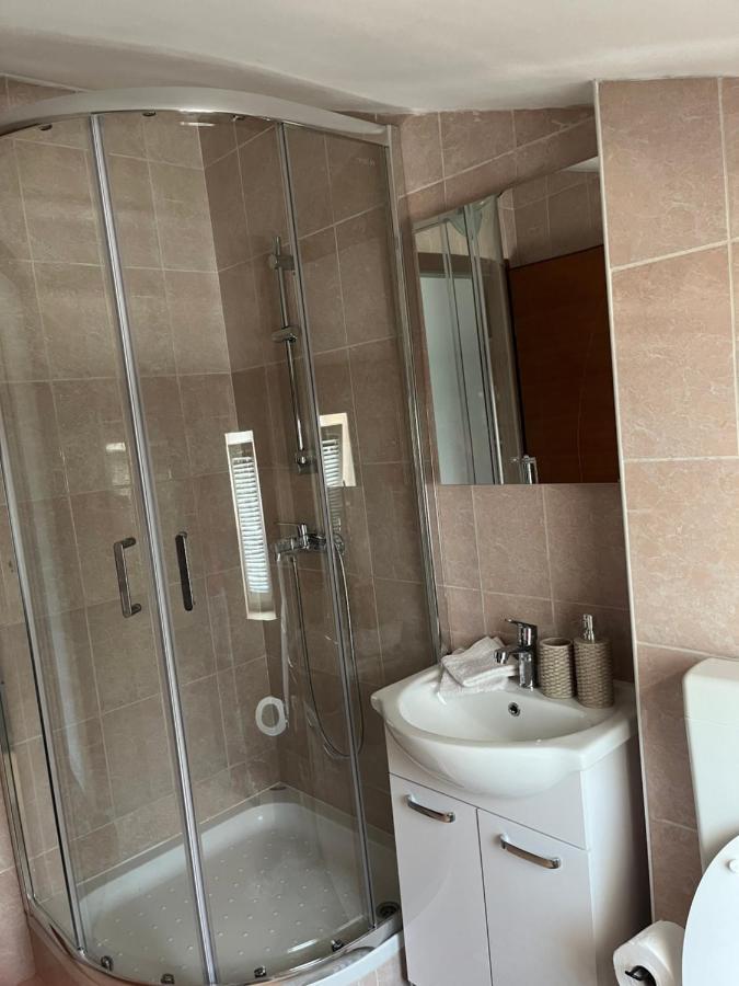 Guesthouse Villa Jurisic Novalja Luaran gambar