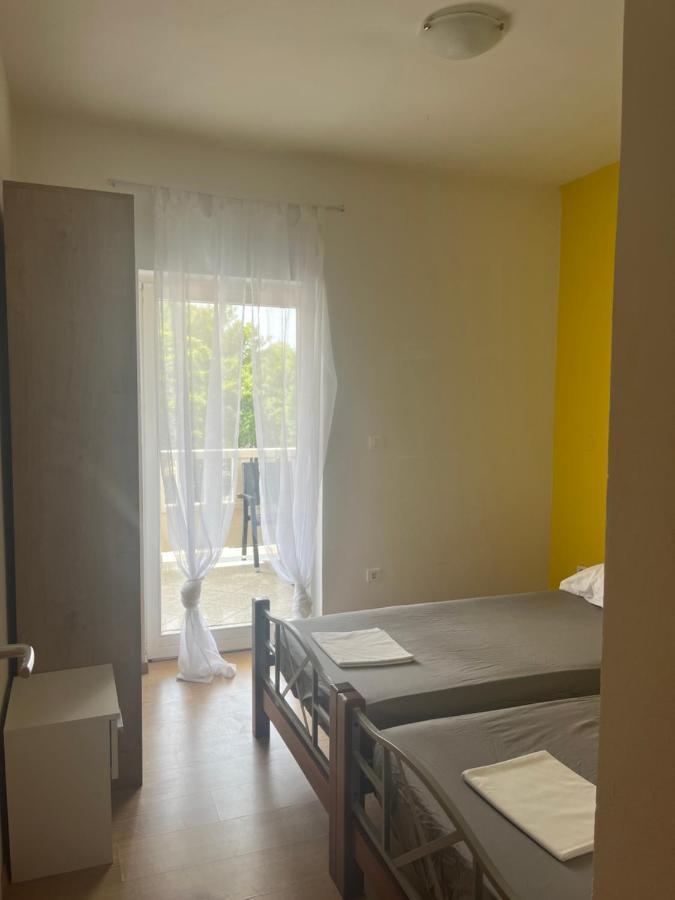 Guesthouse Villa Jurisic Novalja Luaran gambar